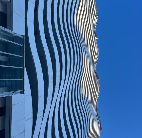 تختخواب و صبحانه Orbi Residence