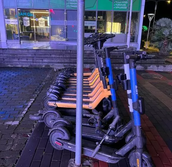 تختخواب و صبحانه Orbi Residence