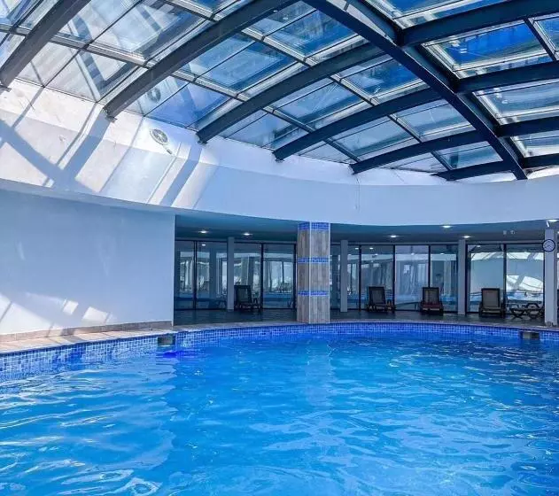 تختخواب و صبحانه Orbi Residence