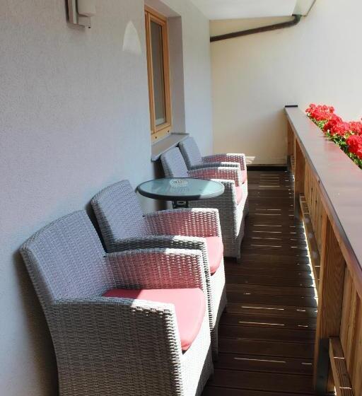 مبيت وإفطار Pension Michael