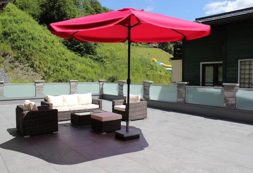 مبيت وإفطار Pension Michael