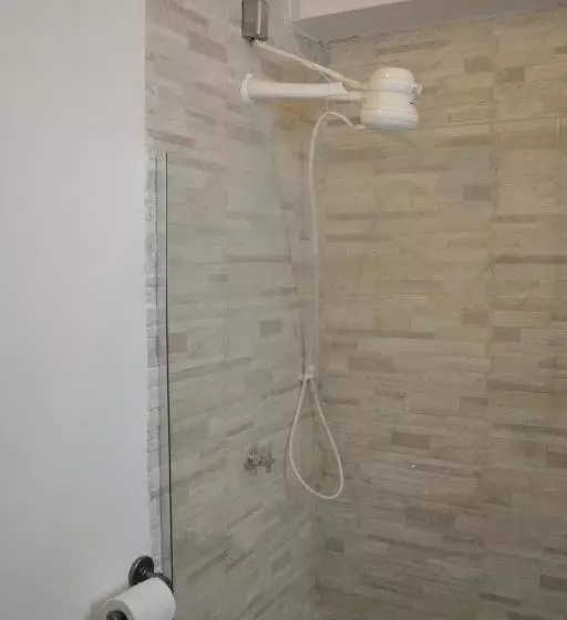تختخواب و صبحانه Studio House Loft