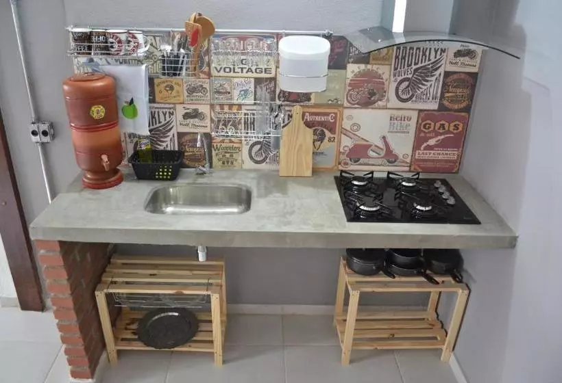 تختخواب و صبحانه Studio House Loft