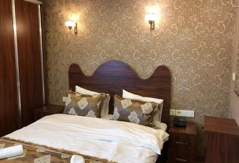 Capricorn By Otantik Suites