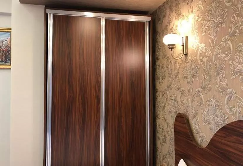 Capricorn By Otantik Suites