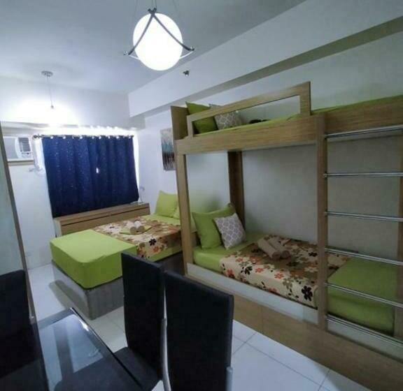 Stays At Green Residences 1 Bedroom With Complimentary Breakfast For 2