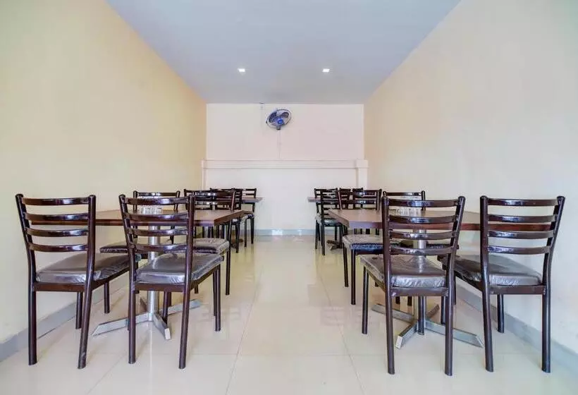 ホテル Fabexpress Comfort Executive   Nr Butterfly Park   Hinjawadi