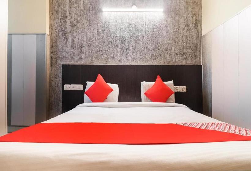 בית מלון כפרי Oyo 7297 Grand Inn