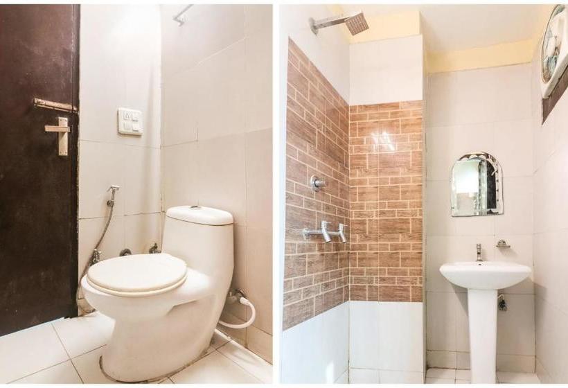 בית מלון כפרי Oyo 7297 Grand Inn