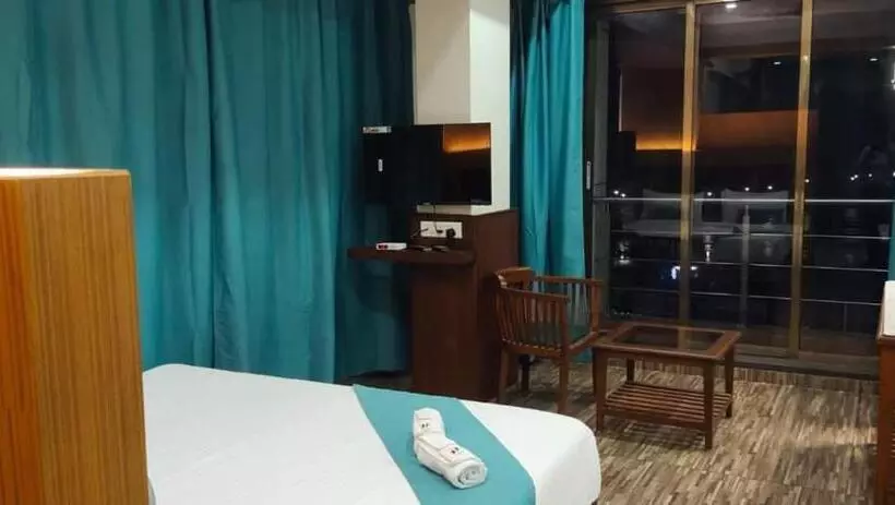 Hotelli Sea Fans Mandvi Beach