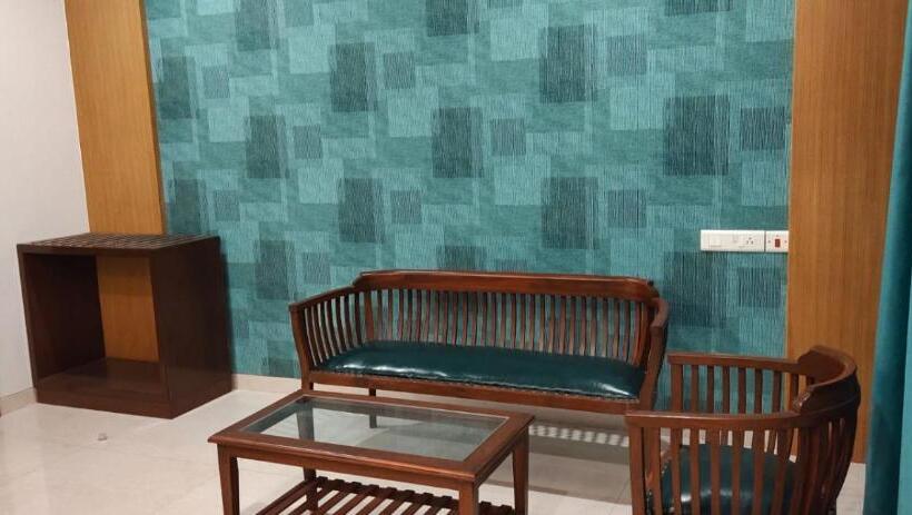 Hotelli Sea Fans Mandvi Beach