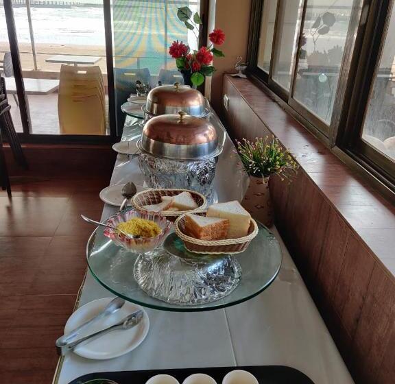 Hotelli Sea Fans Mandvi Beach