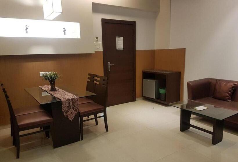 Hotelli Sea Fans Mandvi Beach