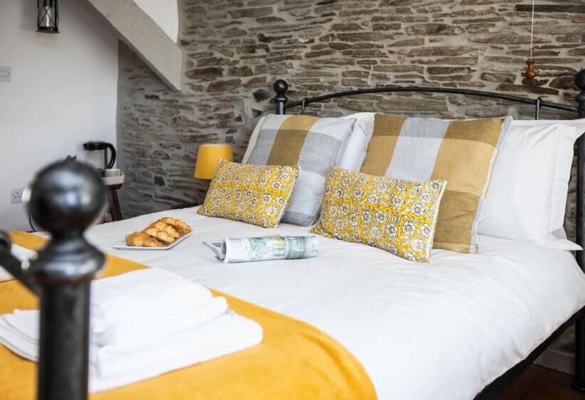 Отель The Olde Malthouse Inn