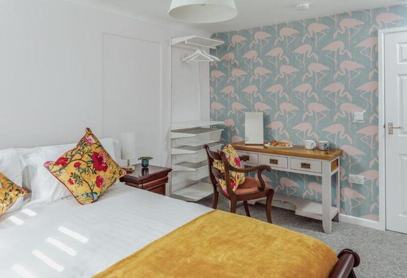 Отель The Olde Malthouse Inn