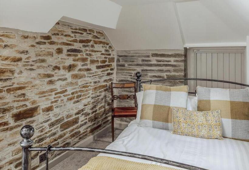 Отель The Olde Malthouse Inn