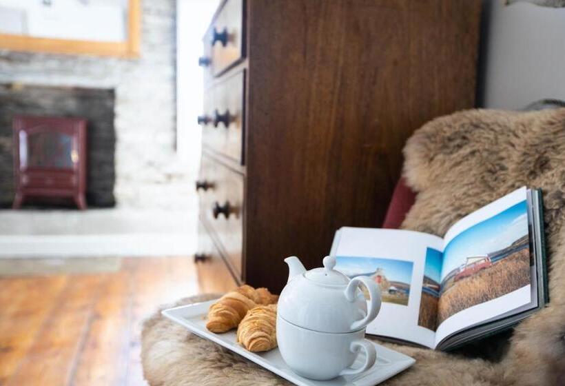 Отель The Olde Malthouse Inn