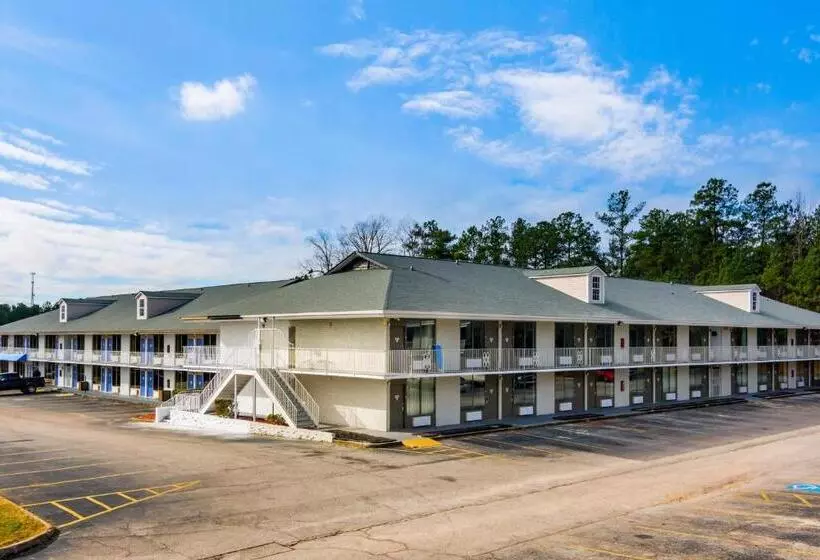 هتل Studio 6 Lagrange