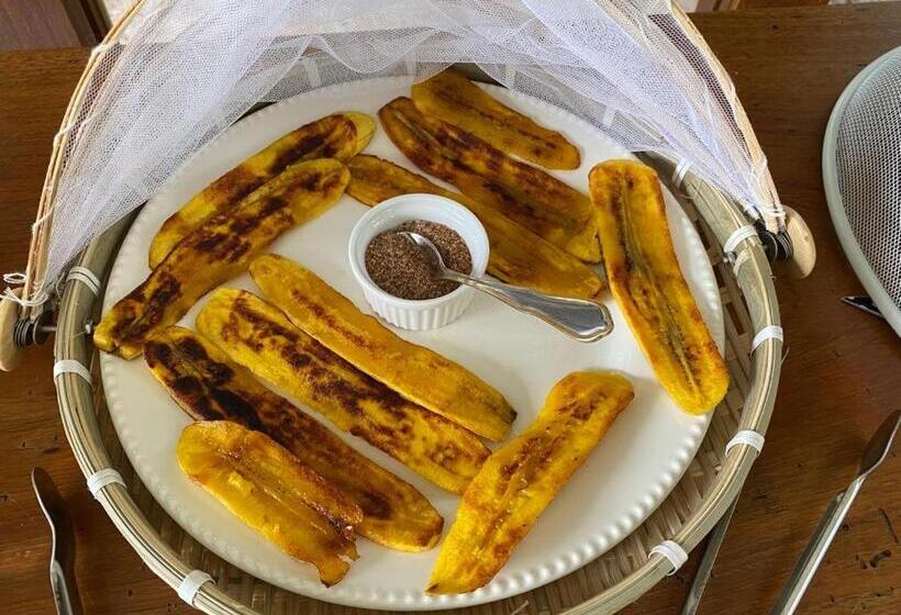 پانسیون Solar Pitanga   Taipu De Fora