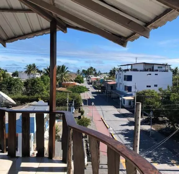 ユースホステル Hostal Sandrita