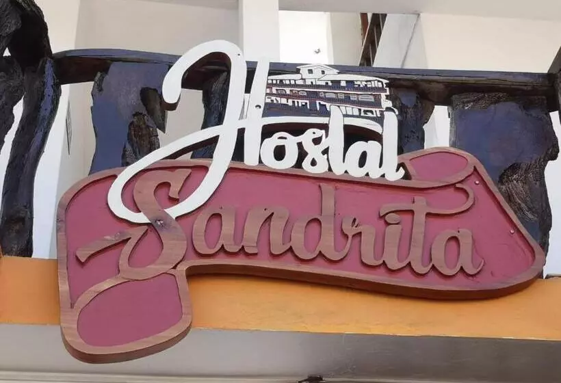 ユースホステル Hostal Sandrita
