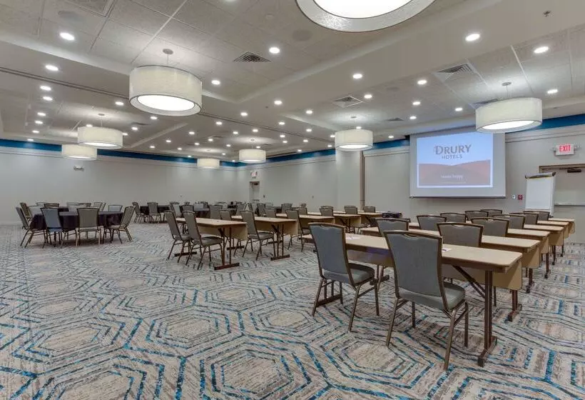 ホテル Drury Inn & Suites Gainesville