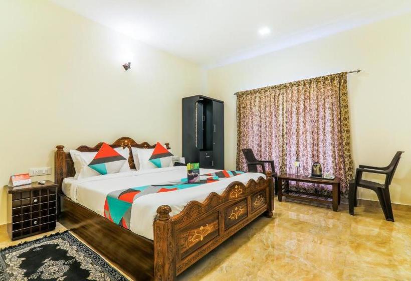 Hotel Fabexpress Royal Hideway Resort