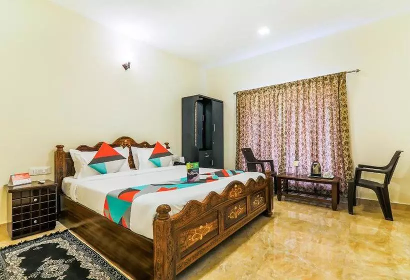 Hotelli Fabexpress Royal Hideway Resort