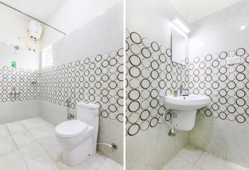 Hotel Fabexpress Royal Hideway Resort