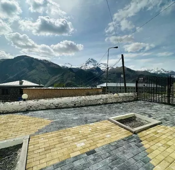 هتل Noa Kazbegi