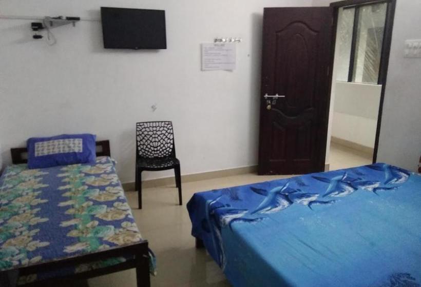 בית מלון כפרי Shiva Inn