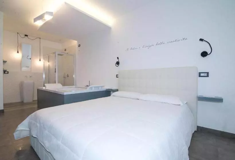 Majatalo Balai Suite