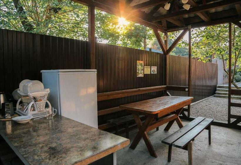 پانسیون Guest House Alamys