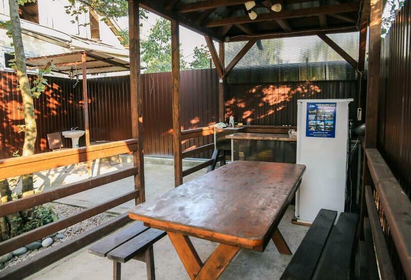 پانسیون Guest House Alamys