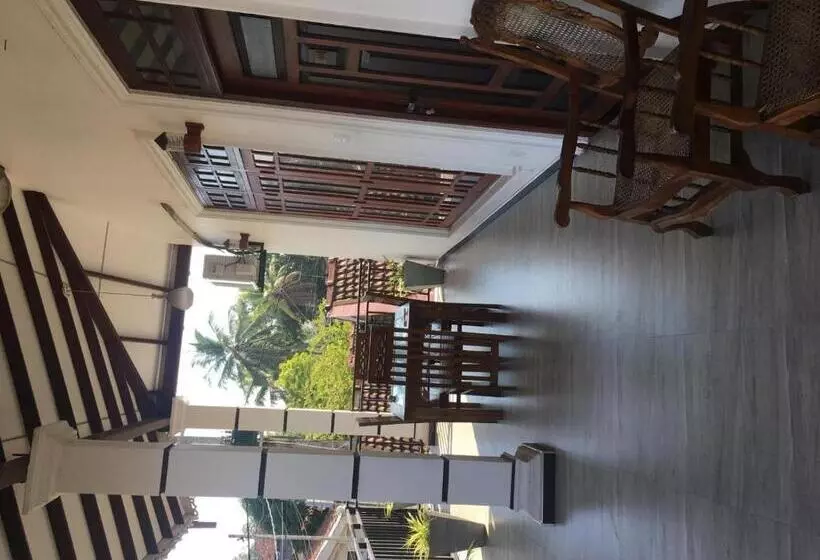 پانسیون Reshani Guest House