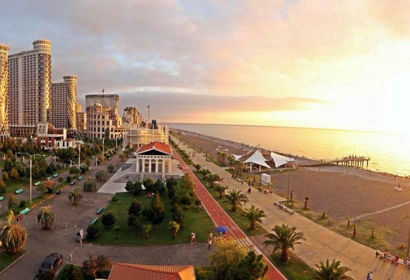 Aparthotel In Orbi Sea Towers