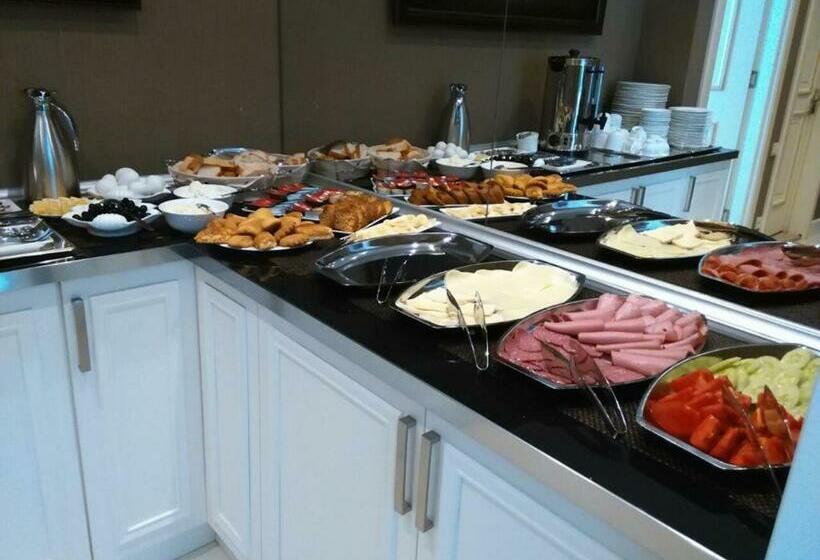 Aparthotel In Orbi Sea Towers