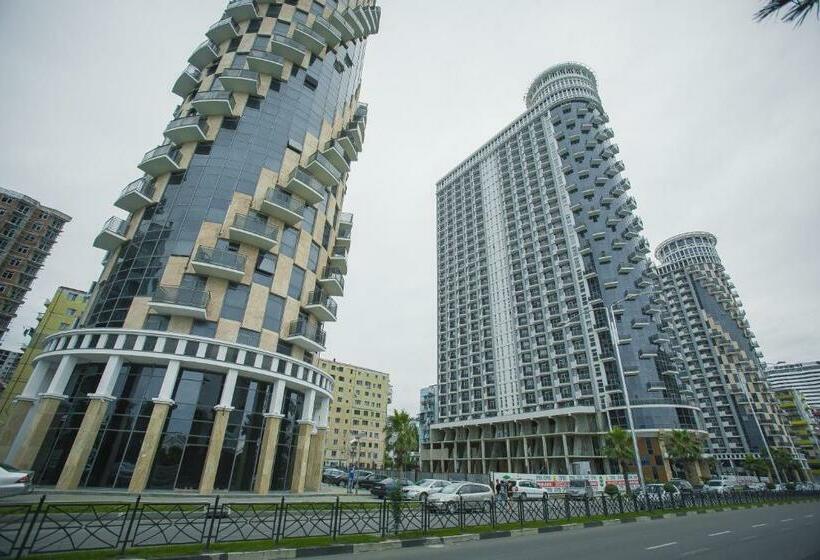 Aparthotel In Orbi Sea Towers