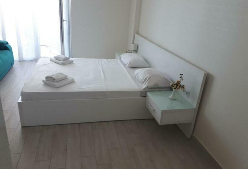 Aparthotel In Orbi Sea Towers