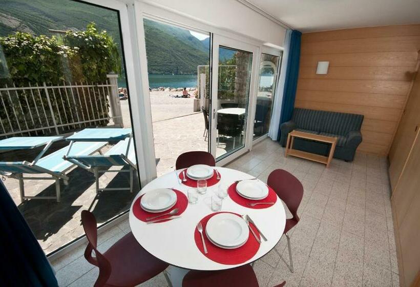 Casa Toblini Al Lago On The Beach