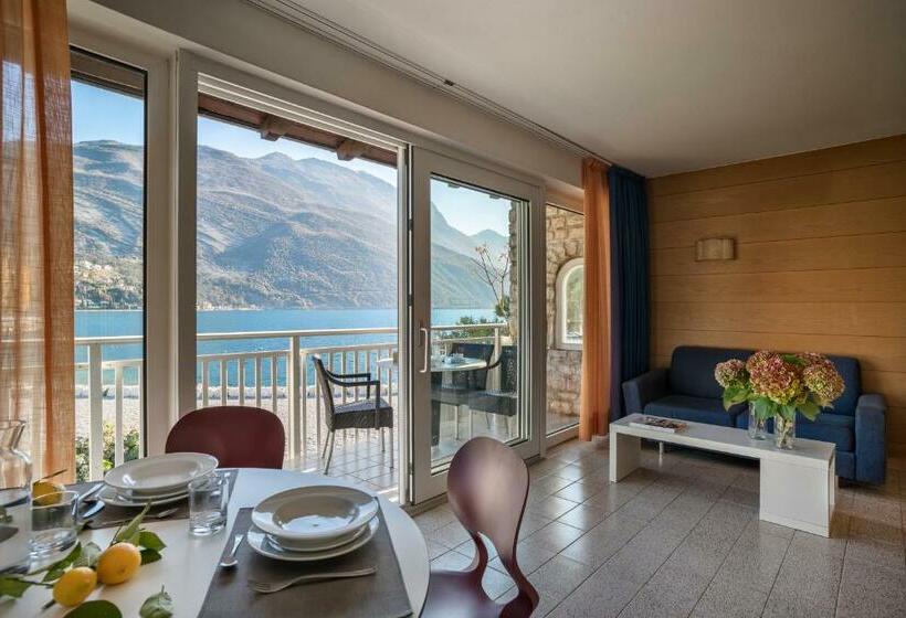 Casa Toblini Al Lago On The Beach