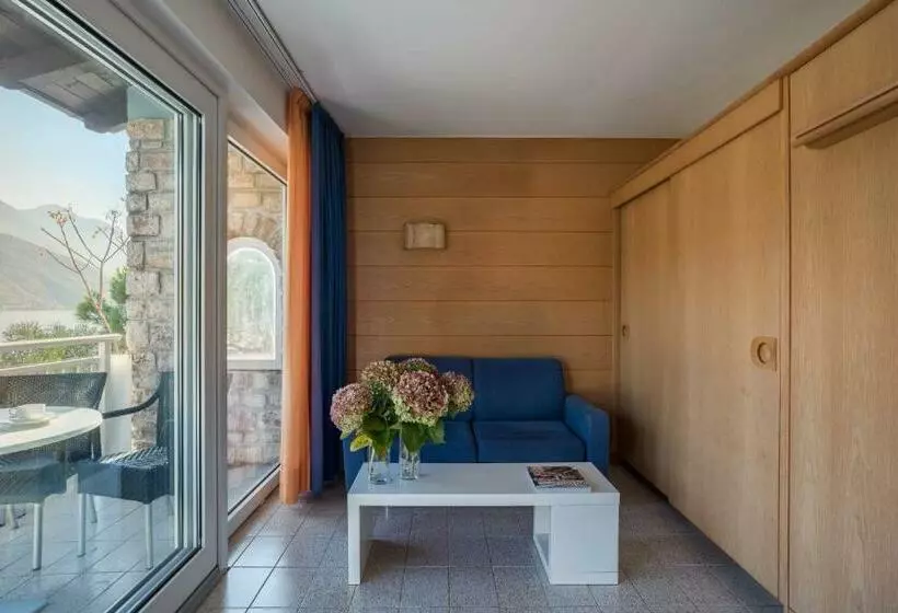 Casa Toblini Al Lago On The Beach