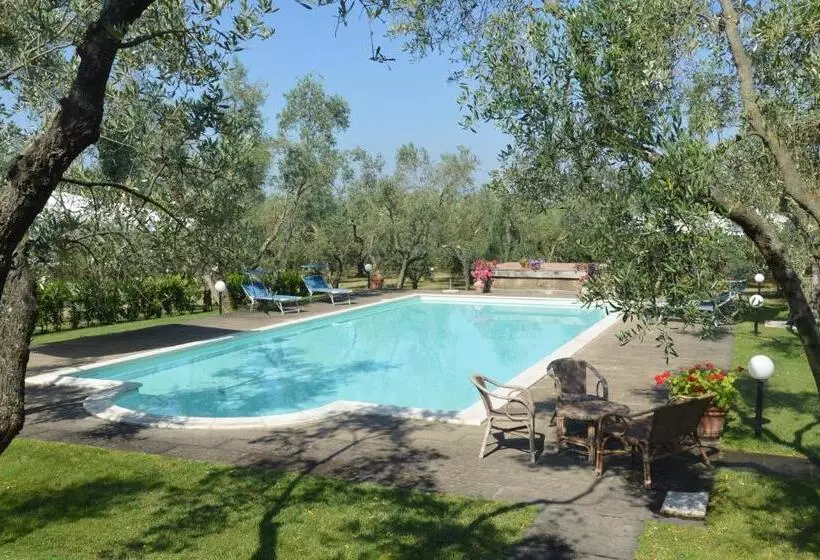 ホテル Agriturismo I Due Casali