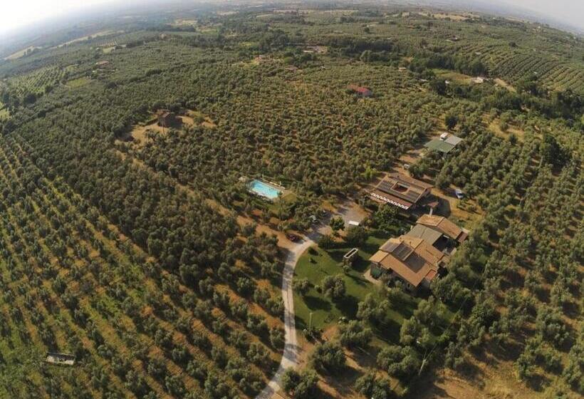 Отель Agriturismo I Due Casali