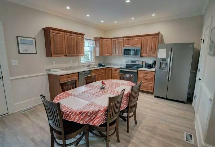 Outer Banks Motel   Village Accommodations