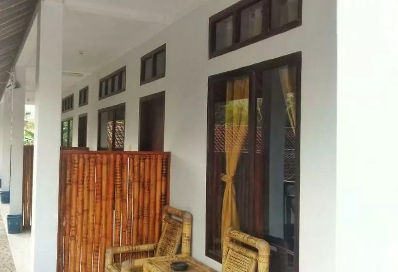 ペンション Lilypad Guest House