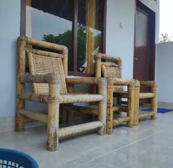 ペンション Lilypad Guest House