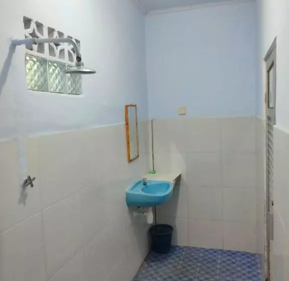 ペンション Lilypad Guest House