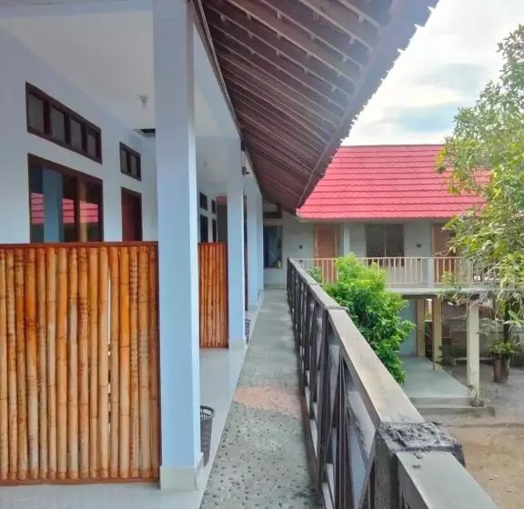 ペンション Lilypad Guest House