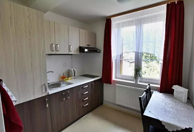 Majatalo Penzion Panorama Janovičky